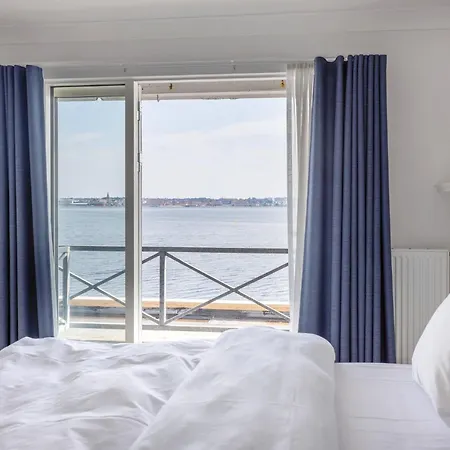 Horby Faergekro Hotell 3*