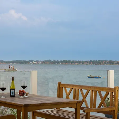 Hørby Færgekro 3* Holbæk