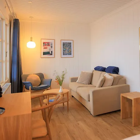 Hørby Færgekro Hotel 3*